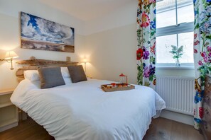 Iron/ironing board, free WiFi, bed sheets - 1 Bed in St. Ives (oc-34belm) (Saint Ives)