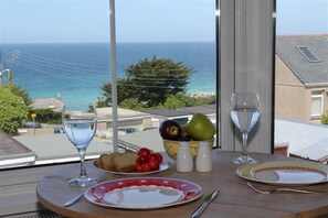 Dining - 1 Bed in St. Ives (oc-34belm) (Saint Ives)