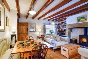 TV, fireplace - 2 Bed in Alnwick (oc-nb614) (Whittingham)