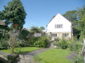 Property grounds - 2 Bed in Warkworth (oc-nb319) (Warkworth)