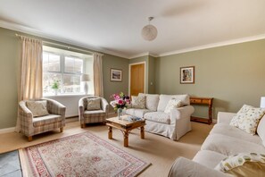 TV, fireplace - 4 Bed in Wooler (oc-nb344) (Kirknewton)