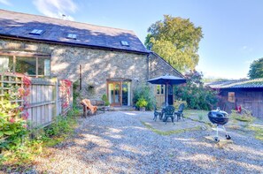 Terrace/patio - 2 Bed in Crugybar (oc-waw323) (Crugybar)