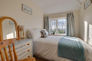 Iron/ironing board, travel cot, free WiFi, bed sheets - 2 Bed in Aldeburgh (oc-marsh) (Friston)