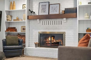 Interior - Loma House - Pool, Hot Tub & Sauna walk to Lake MI (Sawyer)