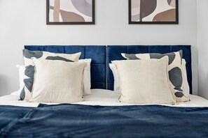 3 habitaciones, tabla de planchar con plancha y wifi gratis 