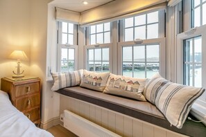 Iron/ironing board, free WiFi, bed sheets - 1 Bed in St Ives (oc-lhse) (St Ives)