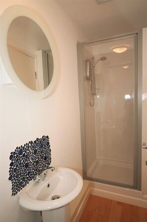Towels - 1 Bed in St Ives (oc-belm10) (Saint Ives)