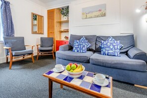 TV - 1 Bed in St Ives (oc-cher4) (Saint Ives)