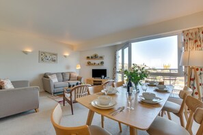 Dining - 2 Bed in St Ives (oc-fern42) (St Ives)