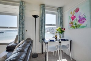Interior - 1 Bed in St Ives (oc-quayst) (St Ives)