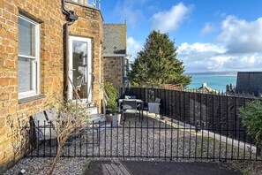 Outdoor dining - 2 Bed in St Ives (oc-pedtc1) (St Ives)