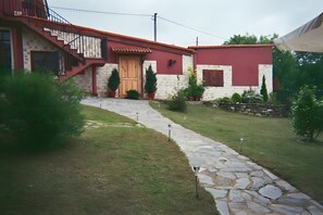 Exterior - Rural House 'El Mirador De La Pola Nava' with Mountain Views (Nava)