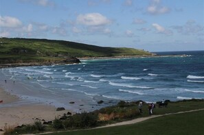 Beach - 1 Bed in St Ives (oc-nic48) (Saint Ives)