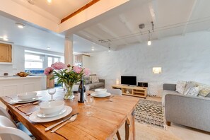 Interior - 1 Bed in St Ives (oc-pmap10) (Saint Ives)