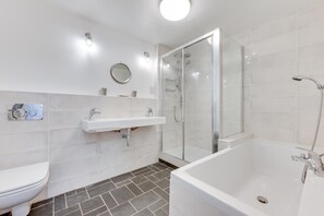 Hair dryer, towels - 1 Bed in St Ives (oc-pmap10) (Saint Ives)