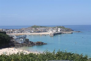 Beach - 5 Bed in St Ives (oc-dt04) (Saint Ives)