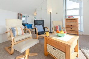 Interior - 2 Bed in St Ives (oc-nic24) (Saint Ives)