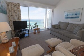 TV - 1 Bed in St Ives (oc-bpb19) (Saint Ives)