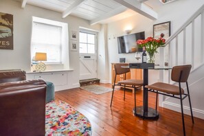 Interior - 1 Bed in St Ives (oc-dgy028) (St Ives)