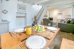 Interior - 2 Bed in St Ives (oc-cotsp) (Saint Ives)