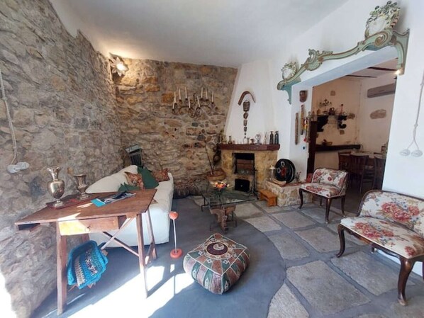 TV - Sicilitudine Antica Dimora (Calatafimi Segesta)