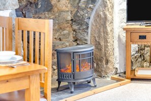 Interior - 2 Bed in St Ives (oc-slipct) (St Ives)
