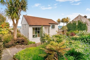 Exterior - 3 Bed in St. Ives (oc-tregar) (St Ives)