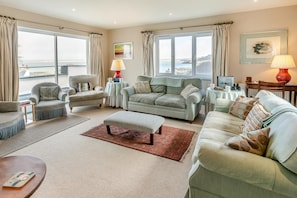 TV - 3 Bed in St. Ives (oc-tregar) (St Ives)