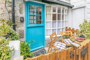 Property grounds - 2 Bed in St Ives (oc-killa) (St Ives)