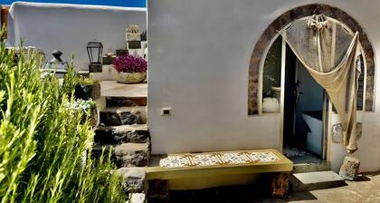 Ferienhaus 'Dammuso Civulia Pantelleria' mit privater Terrasse, WLAN und Klimaanlage
