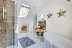 Towels - 2 Bed in Breage (oc-jobcot) (Breage)