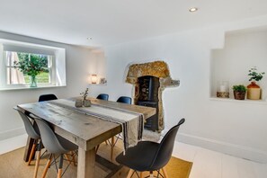 Dining - 2 Bed in Breage (oc-jobcot) (Breage)