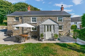 Outdoor dining - 2 Bed in Breage (oc-jobcot) (Breage)