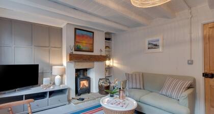 3 Bed in Robin Hoods Bay (oc-r041)