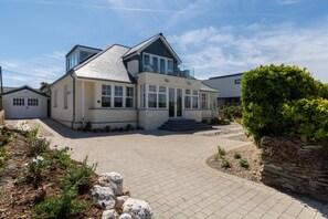 Exterior - 4 Bed in Newquay (oc-p00709) (Newquay)