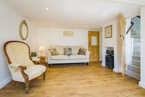 TV - 2 Bed in Southwold (oc-aalavc) (Southwold)
