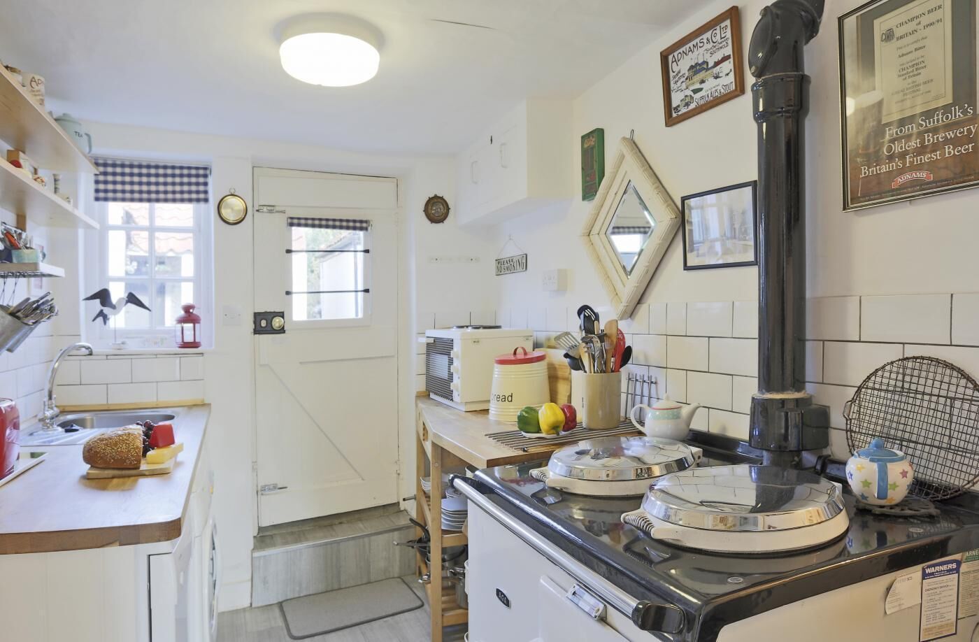 Microwave, oven, cookware/dishes/utensils