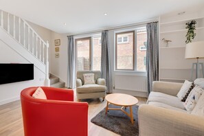 TV - 2 Bed in Southwold (oc-aaeast) (Southwold)