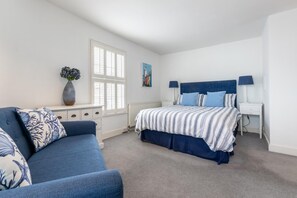 3 bedrooms, iron/ironing board, free WiFi, bed sheets - 3 Bed in Southwold (oc-aafish) (Southwold)