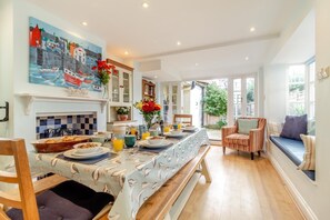 Dining - 4 Bed in Southwold (oc-aabrig) (Southwold)
