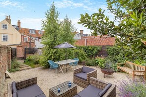Terrace/patio - 3 Bed in Southwold (oc-aagran) (Southwold)