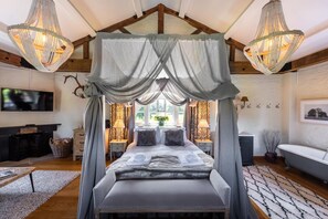 1 bedroom, bed sheets - 1 Bed in Wells-next-the-Sea (oc-1941) (Holkham)