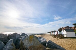 Beach - 2 Bed in Felixstowe (oc-hideo) (Felixstowe)