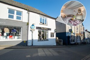 Exterior - 1 Bed in Padstow (oc-p00735) (Padstow)