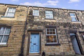 Exterior - 2 Bed in Skipton (oc-ds932) (Skipton)