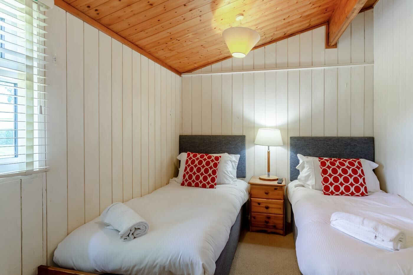 3 chambres, fer et planche à repasser, lit parapluie, Wi-Fi gratuit