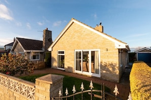 Exterior - 2 Bed in Staithes (oc-wa071) (Staithes)