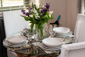 Dining - 2 Bed in Whitby (oc-w452) (Whitby)
