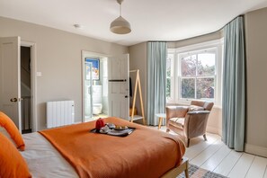 Iron/ironing board, travel cot, free WiFi, bed sheets - 4 Bed in Walberswick (oc-hwfern) (Walberswick)