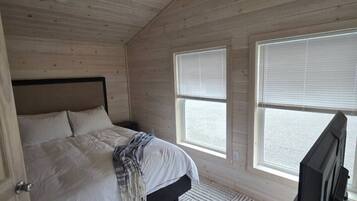 WiFi, bed sheets